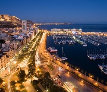 Vida nocturna en Alicante - bares, clubes y las mejores fiestas