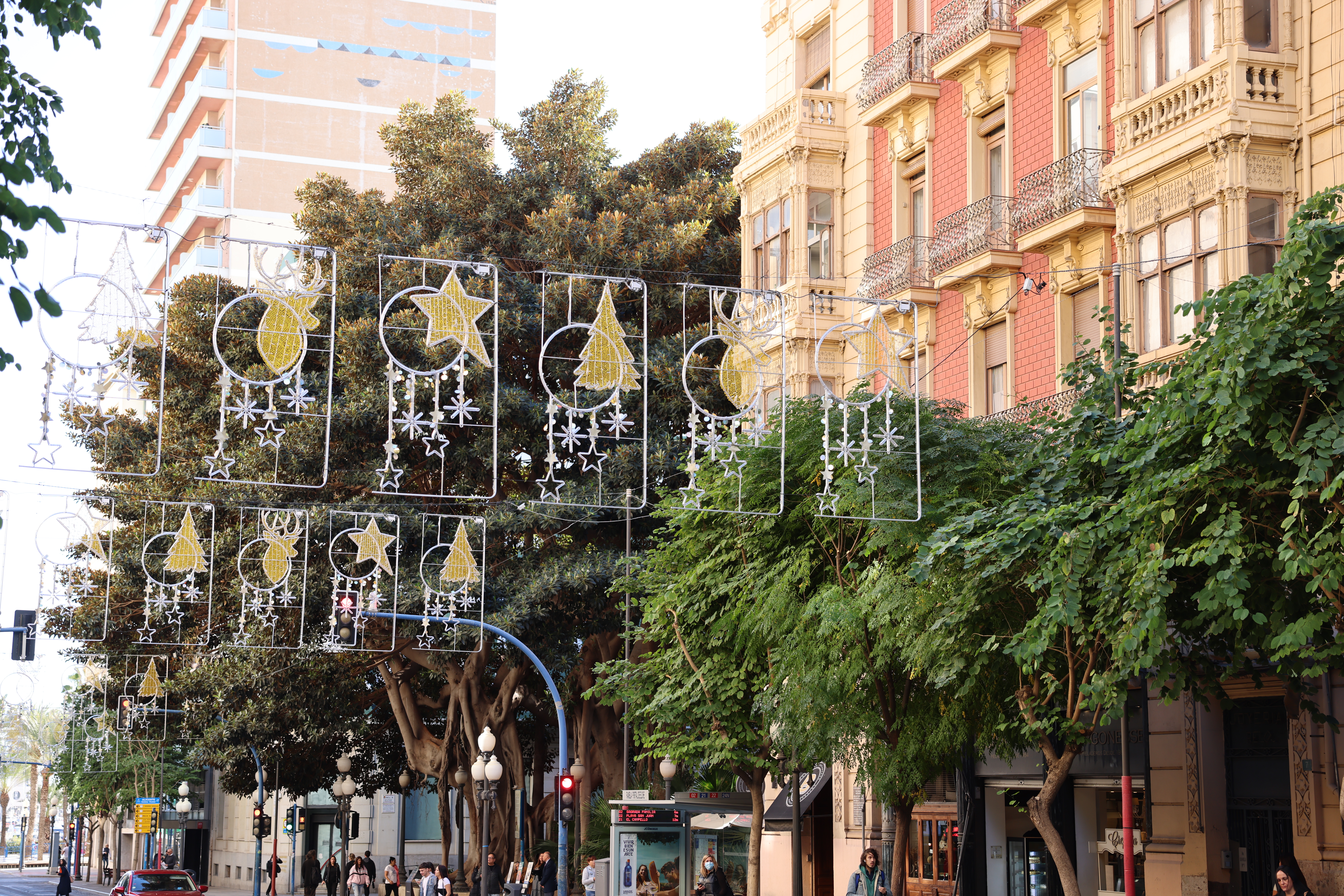 CELEBRATING CHRISTMAS IN SPAIN: TRADITIONS AND THINGS TO DO